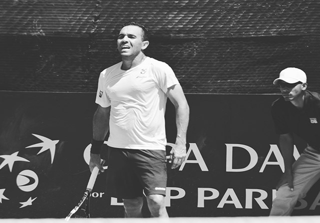 Victor Estrella deja en ventaja a dominicana en Copa Davis