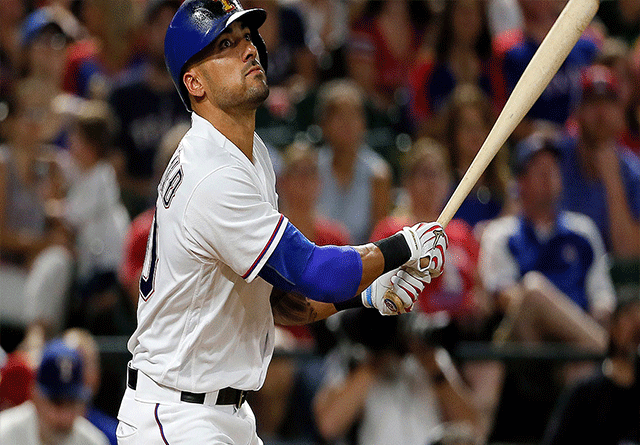 Ian Desmond acuerda con los Rockies