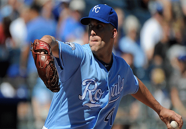 Danny Duffy y Kansas logran acuerdo