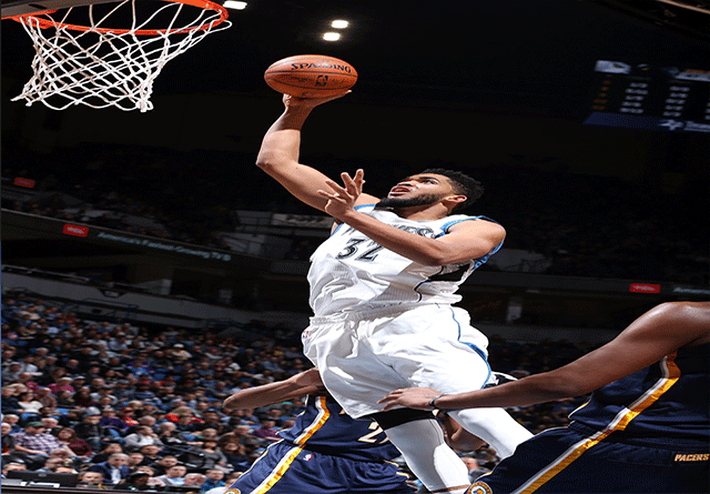 Karl Towns consigue su doble doble 34 de la temporada