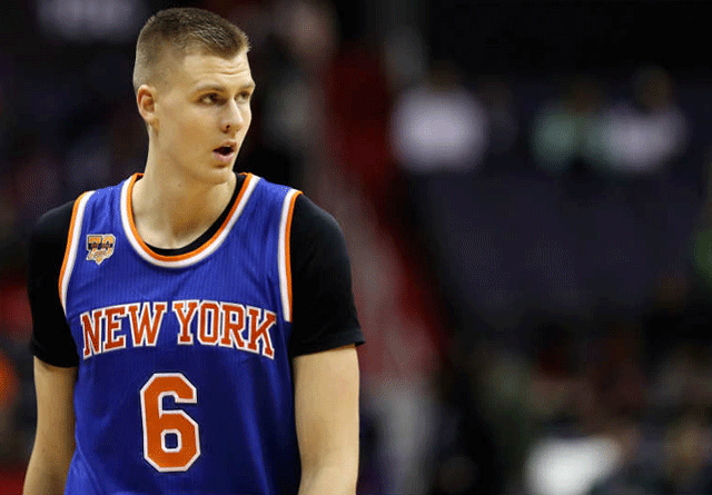 Kristaps Porzingis cerca de regresar de su lesion