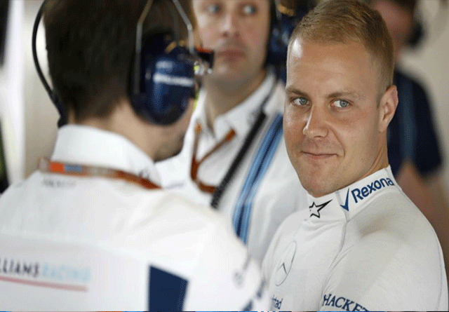 Valtteri Bottas visita a Mercedes