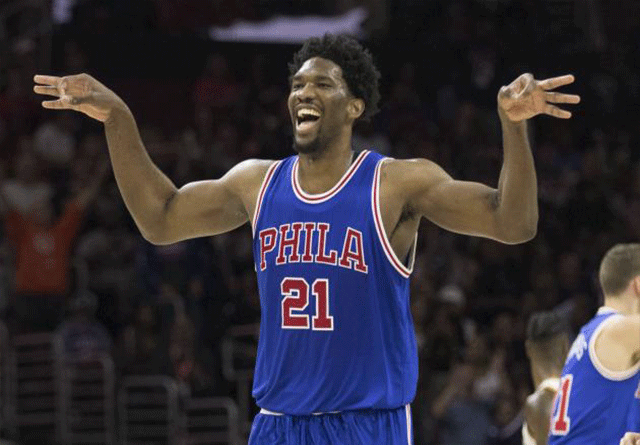 Joel Embiid seguirá fuera con los 76ers
