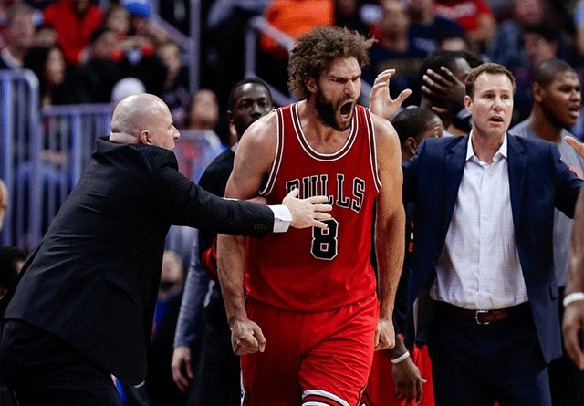 Los Chicago Bulls tratan de traspasar a dos jugadores