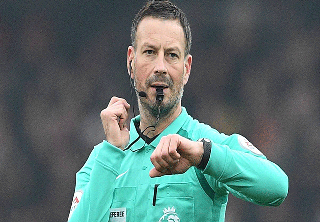 Mark Clattenburg pitara en Arabia Saudi