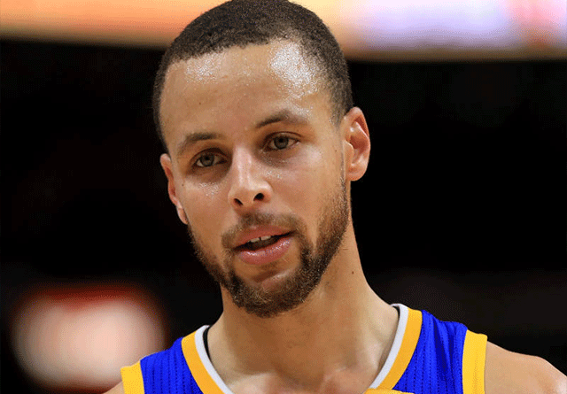 Stephen Curry molesto por culpa de Trump