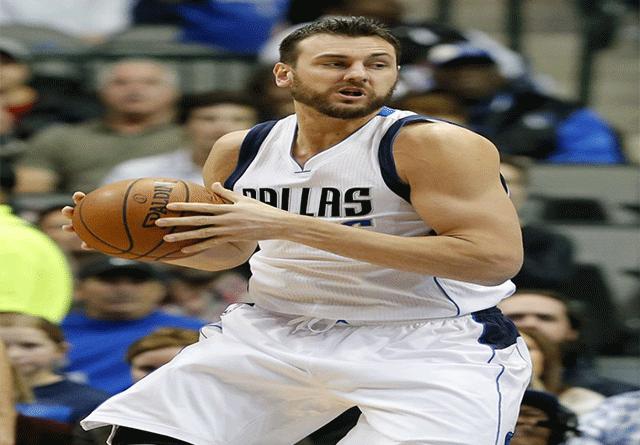 Andrew Bogut fichara por Cleveland