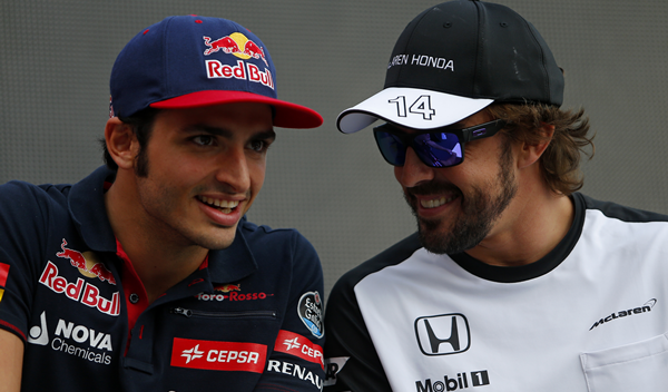 Carlos Sainz: “Fernando Alonso tiene capacidad para correr un Dakar”