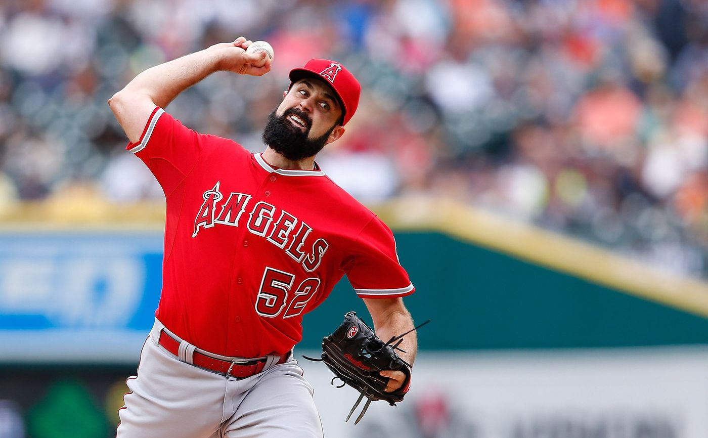 Azulejos de Toronto pactan con el diestro Matt Shoemaker