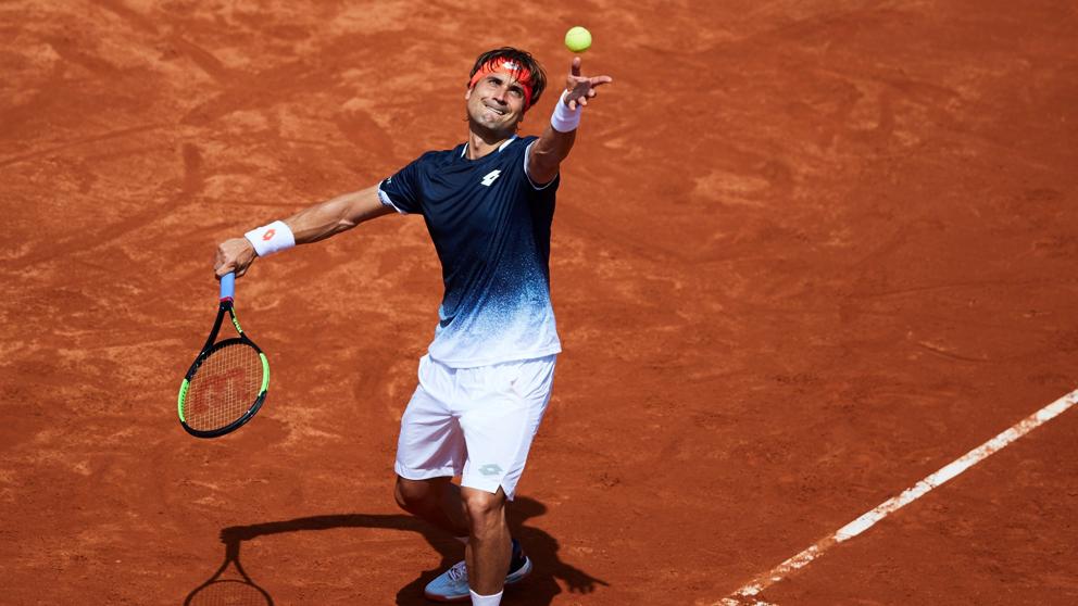Tenista David Ferrer avanza a octavos de final del Barcelona Open