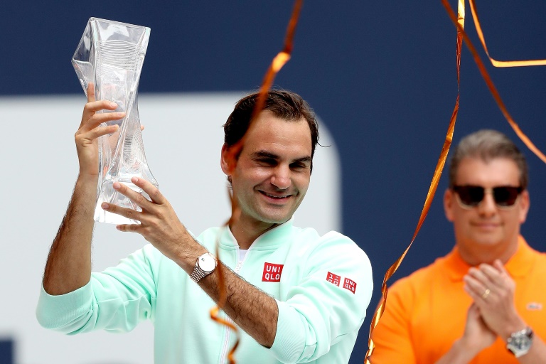 Roger Federer gana su cuarto Masters 1000 de Miami tras vencer a John Isner