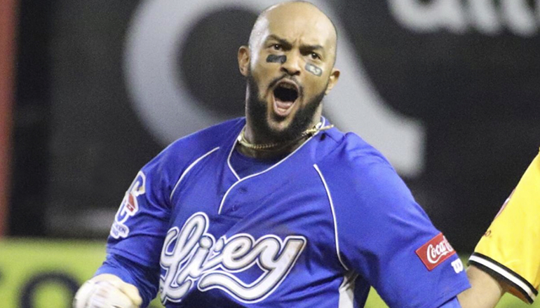 Los Tigres del Licey triunfan sobre las Águilas Cibaeñas 6-5