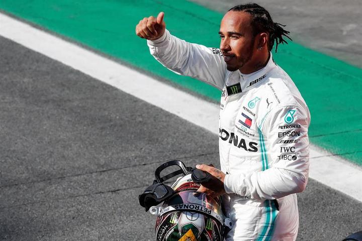 Mercedes presenta W11 en búsqueda del séptimo título de Lewis Hamilton