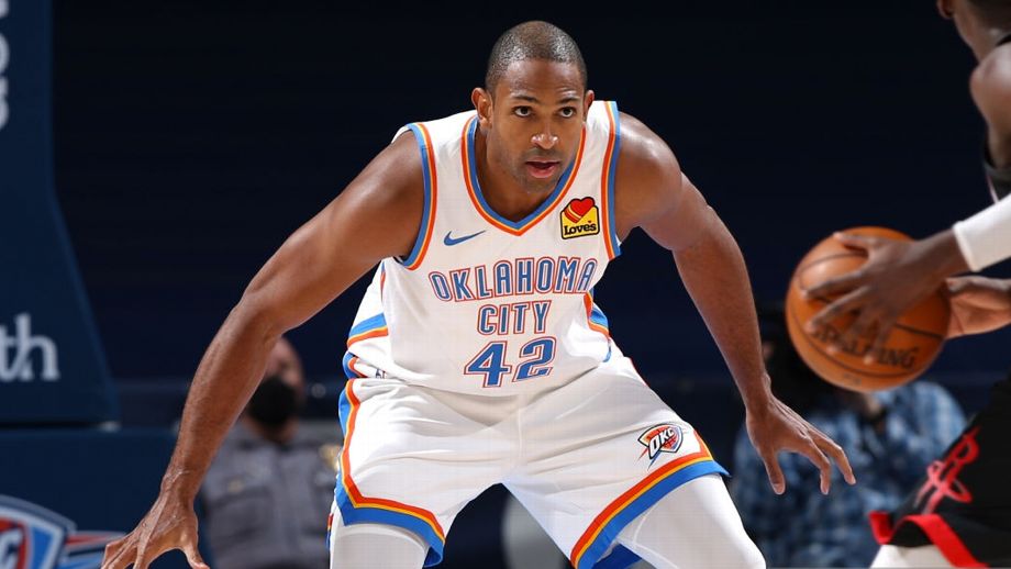 Dominicano Al Horford anota 17 puntos en victoria Thunder sobre Houston
