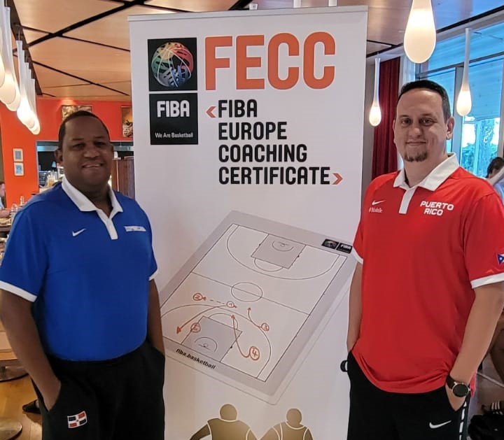 KONYA, TURQUIA.- El dominicano Melvyn López participó recientemente en un programa de certificación para entrenadores de baloncesto de la Federación Internacional (FIBA), el cual se desarrolló en la ciudad de Konya, en Turquía.