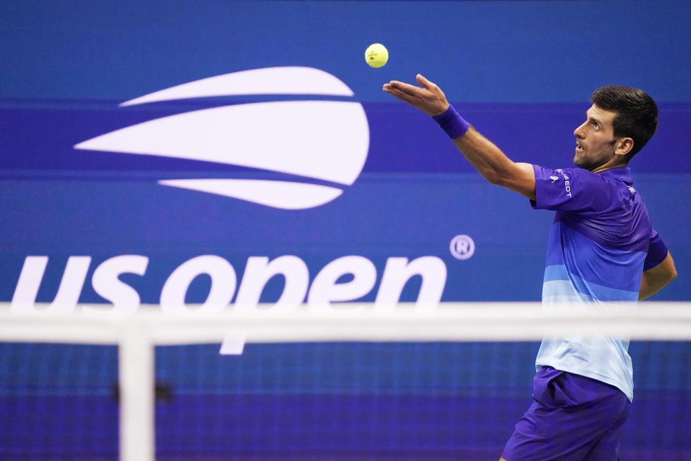 Novak Djokovic avanza a cuartos de final