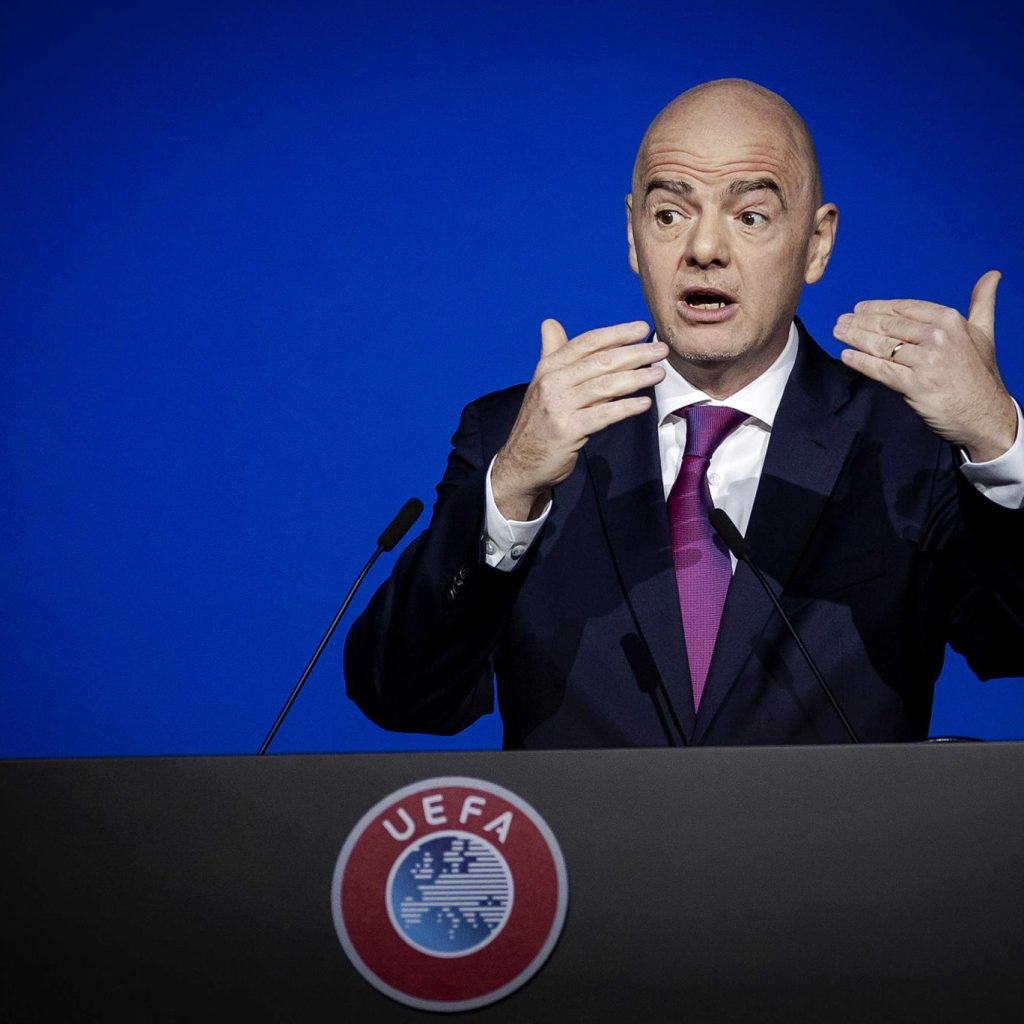 Infantino insta a proteger salud tras suspensión Brasil-Argentina