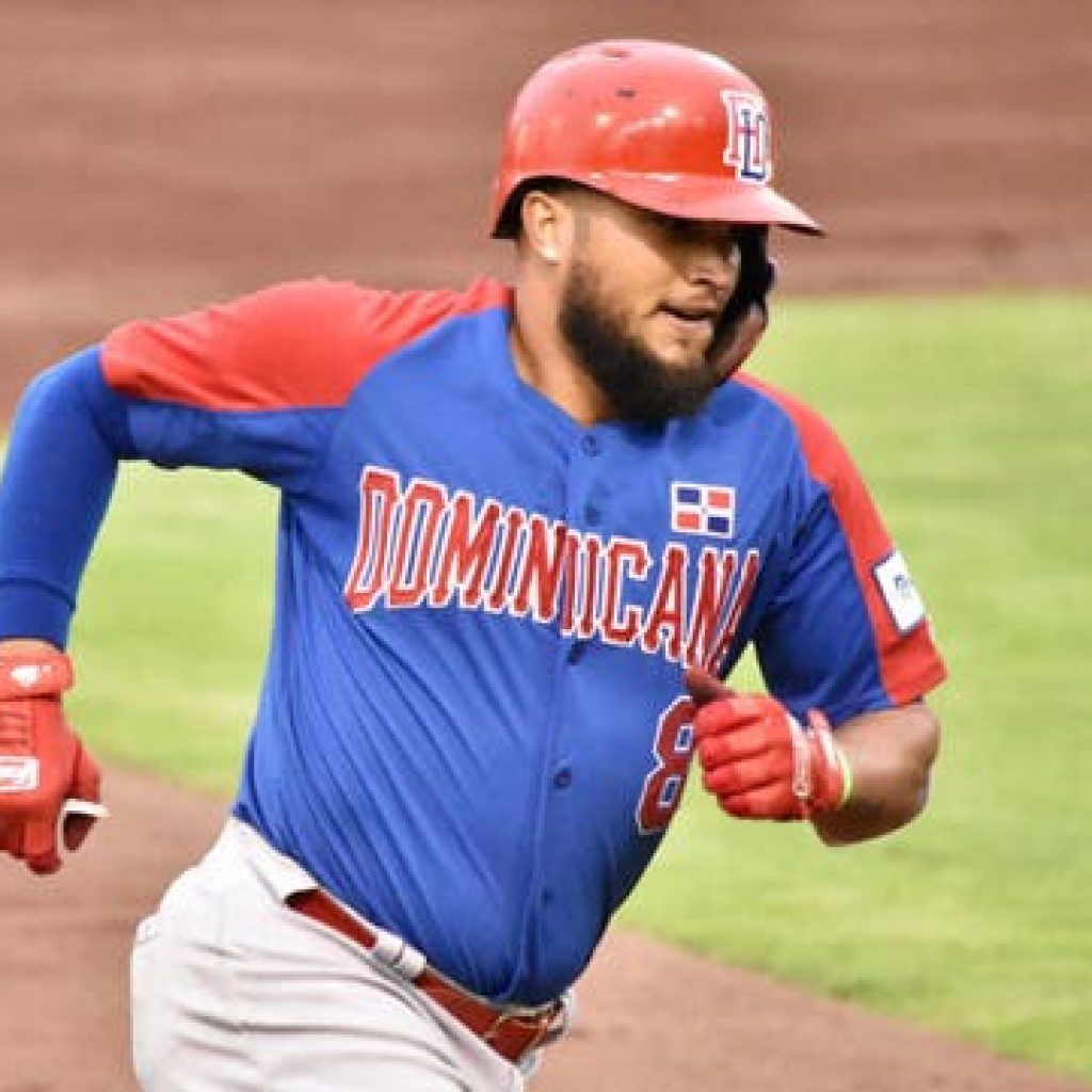 Gigantes adquieren a Diego Goris desde Águilas