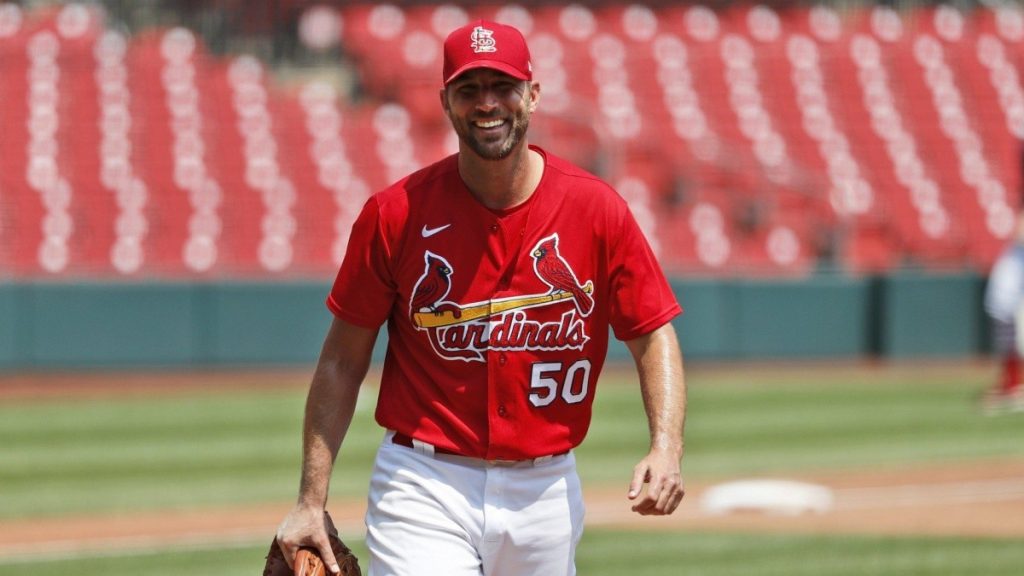 Adam Wainwright lanzador abridor de los Cardenales de San Luis