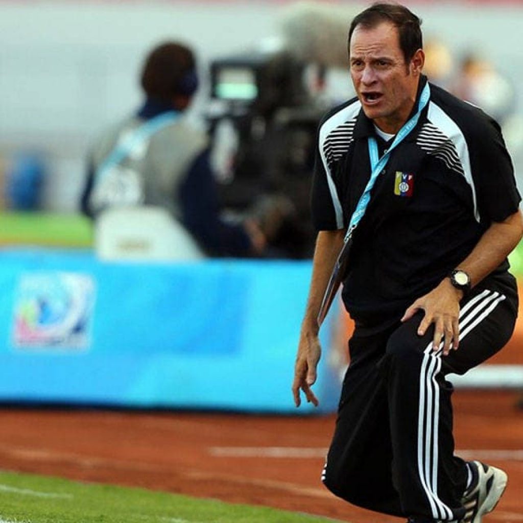 La Federación Venezolana de Fútbol pide investigar a extécnico acusado de abuso