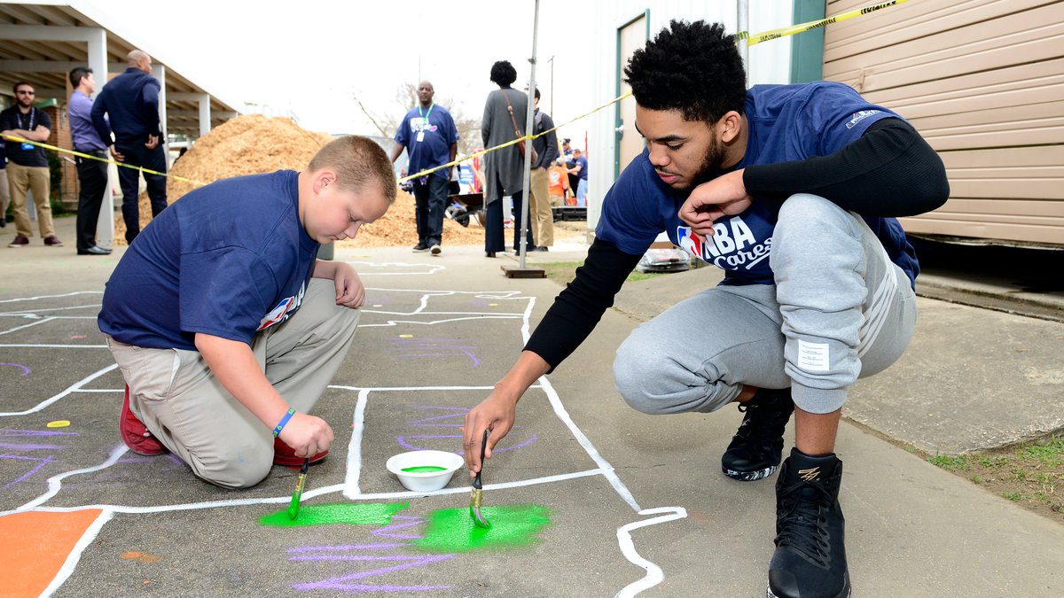 NBA Cares lanza una iniciativa para apoyar a comunidades a través de la liga