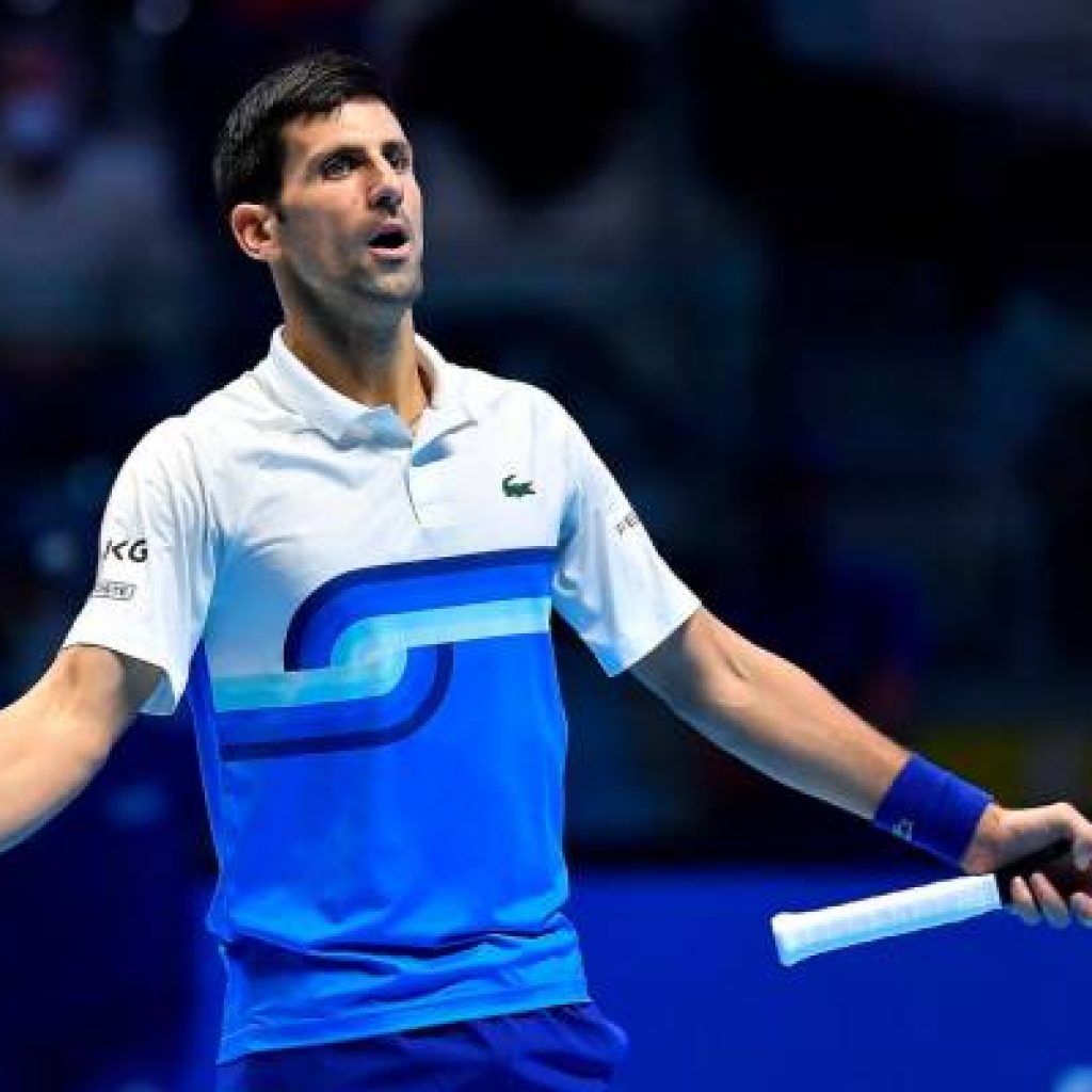 Djokovic dice tenía autorización de ingreso a Australia tras reciente infección de COVID-19 