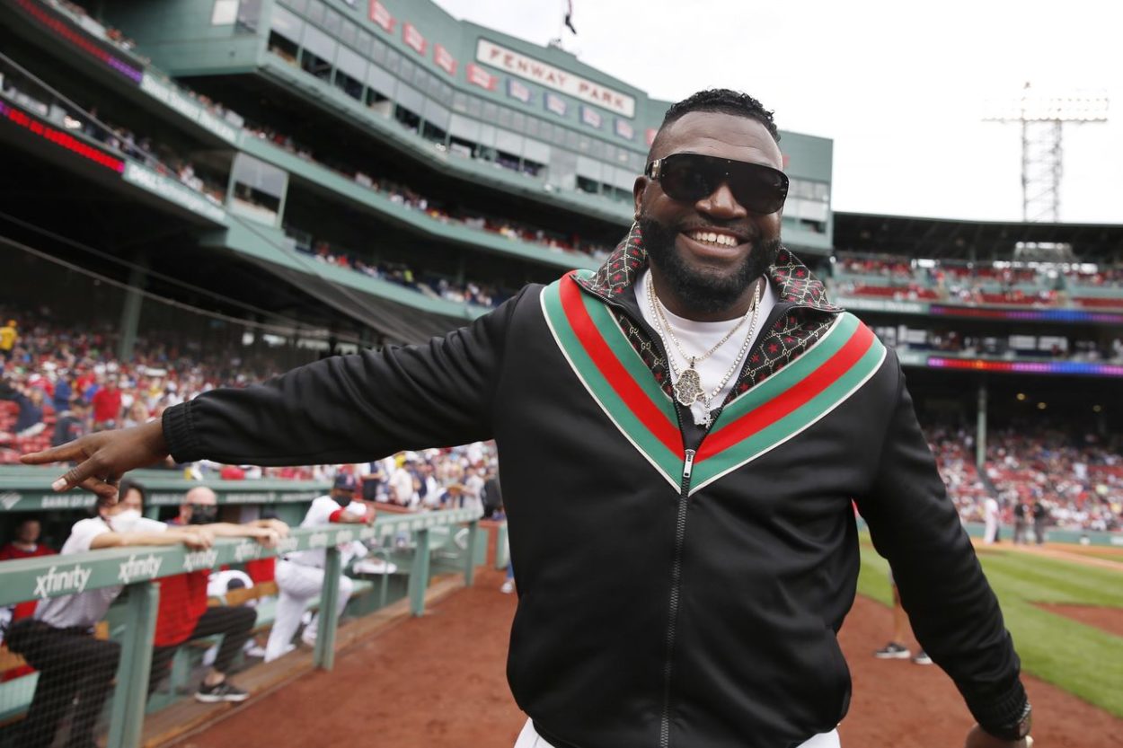 David Ortiz, el mejor bateador zurdo dominicano de todos los tiempos, está metido de lleno en la carrera para recibir este martes la llamada que le acredite como elegido al Salón de la Fama de las Grandes Ligas.