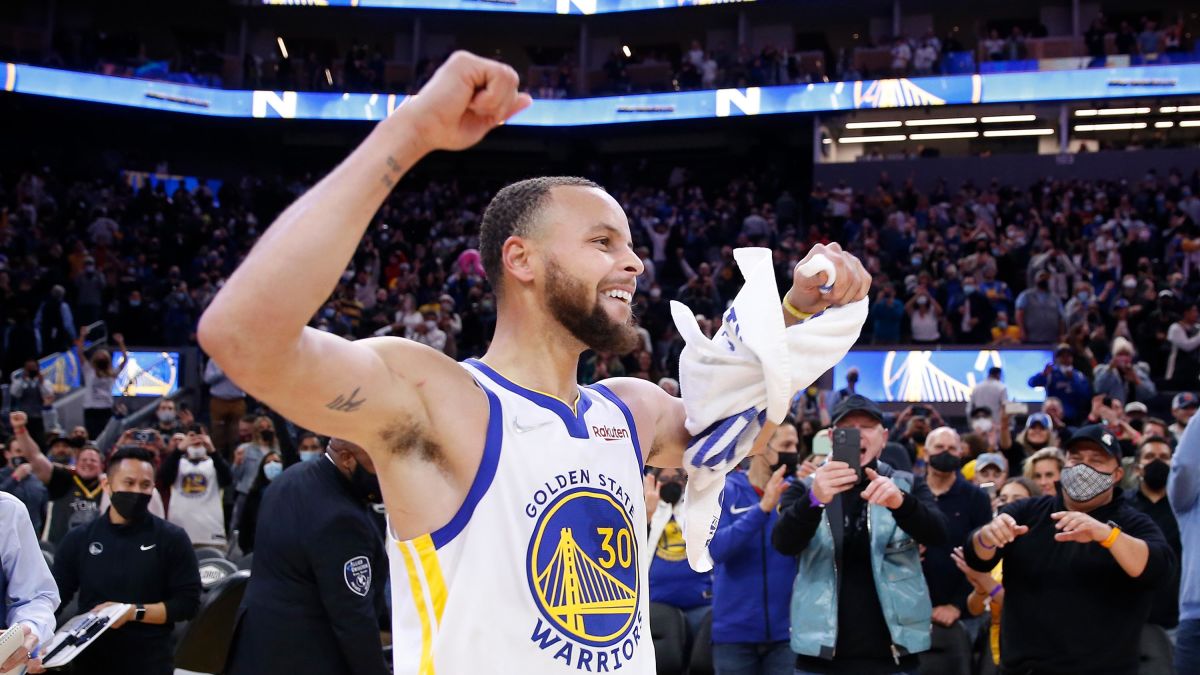 Curry decidió victoria de los Warriors ante los Rockets
