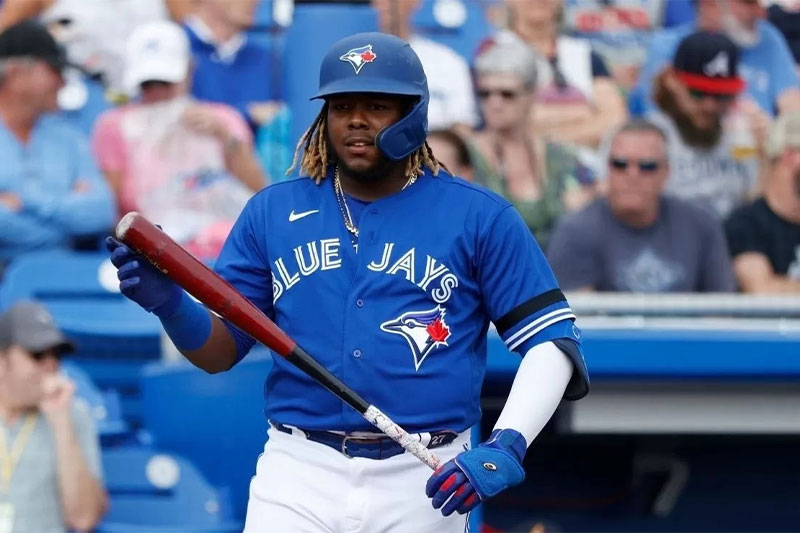 Vladimir Guerrero Jr. aportó al triunfo de los Azulejos