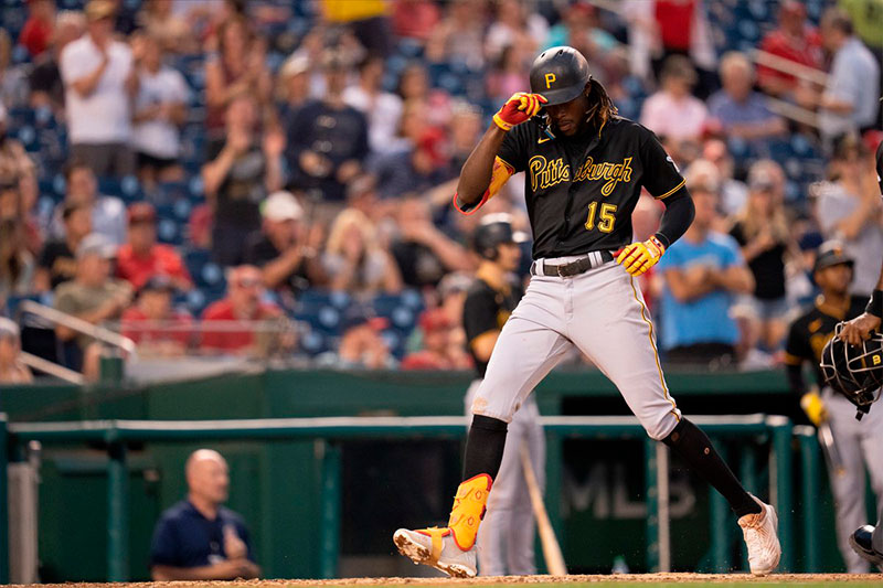 Oneil Cruz sigue impresionando, ¡da su primer jonrón en MLB!