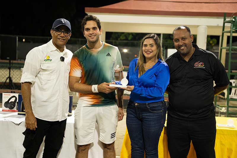 Espinosa, Martínez y Victoria, campeones del Mango Tennis open 2022