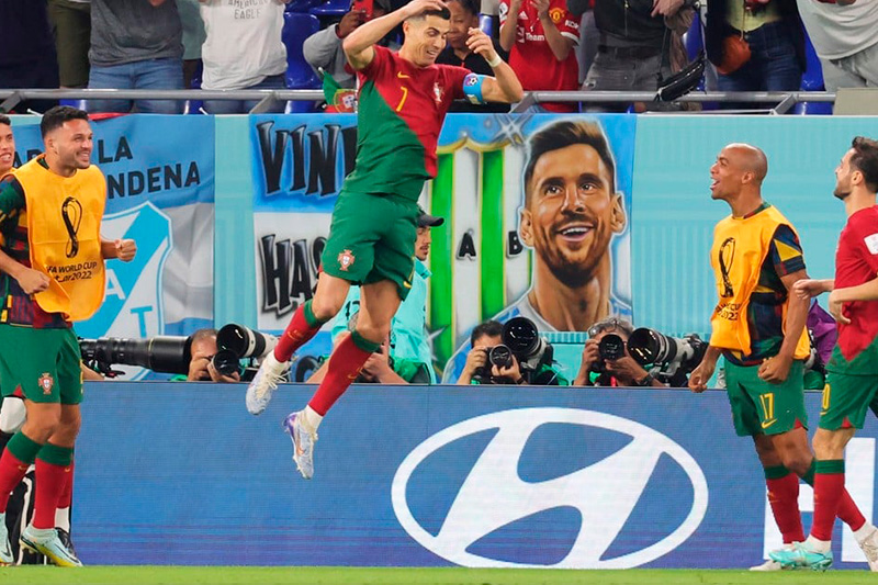 La foto del festejo de Cristiano Ronaldo que se volvió viral por la imagen de Messi al fondo