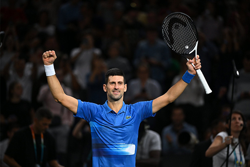 Novak Djokovic llega a su octava final en París-Bercy