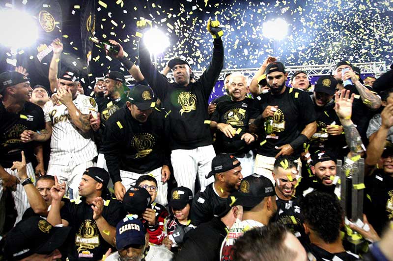 Leones del Caracas se coronan en la LVBP por 21ra ocasión