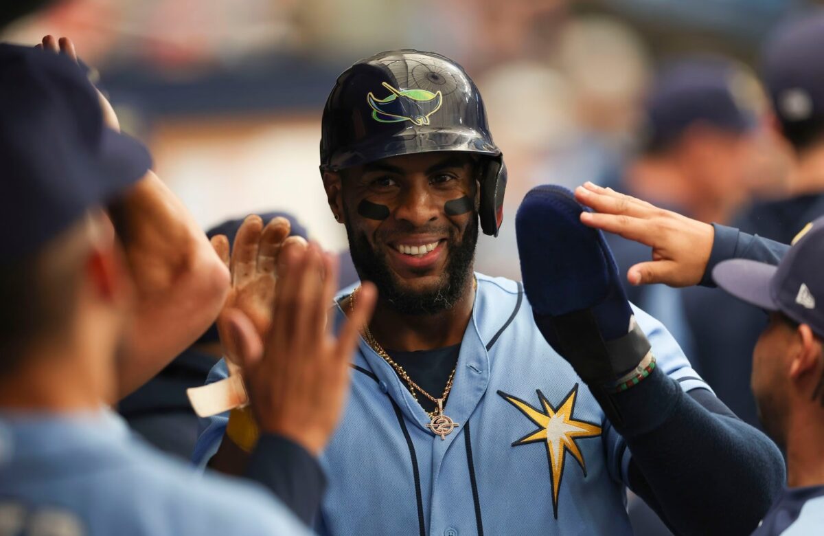 Rays anuncian extensión para Yandy Díaz por tres temporadas