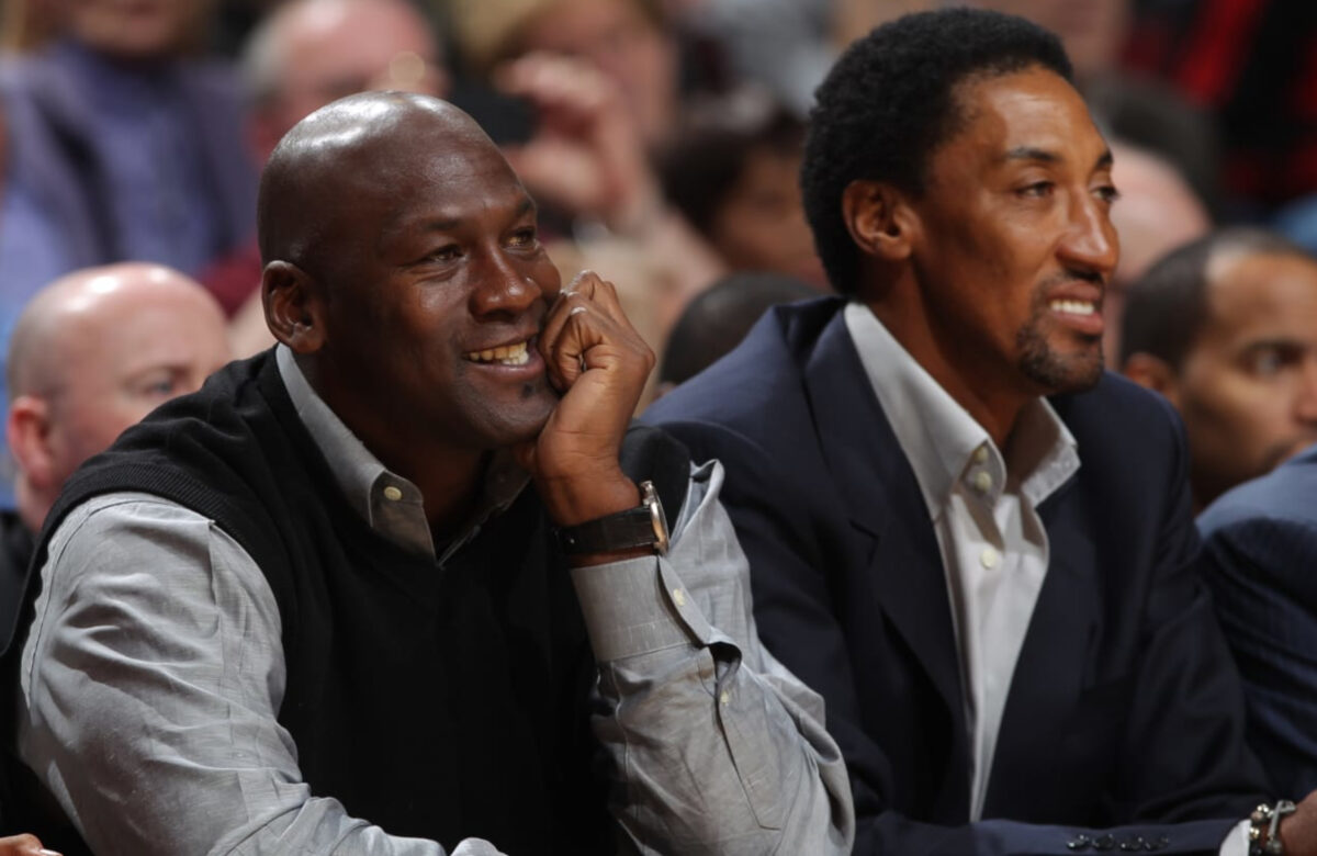 Ron Harper descarga a Pippen por llamar «jugador horrible» a Jordan