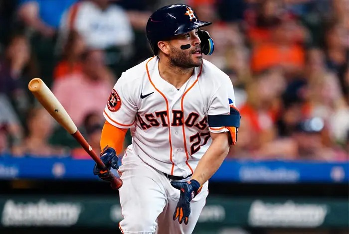 Altuve, Olson y Lorenzen reconocidos como los Jugadores de la Semana