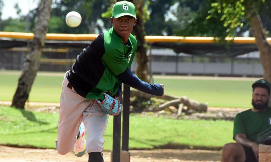 Phillips Valdez y Yennsy Díaz dispuestos a relevar con las Estrellas