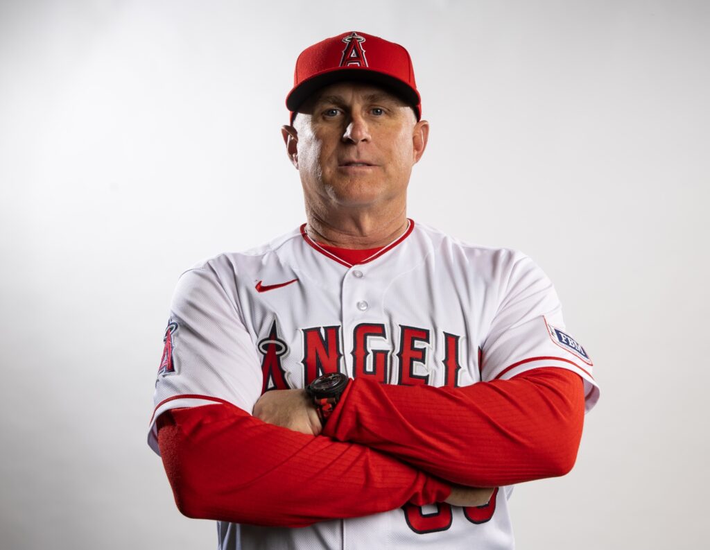 Phil Nevin no regresa como dirigente de los Angelinos en 2024