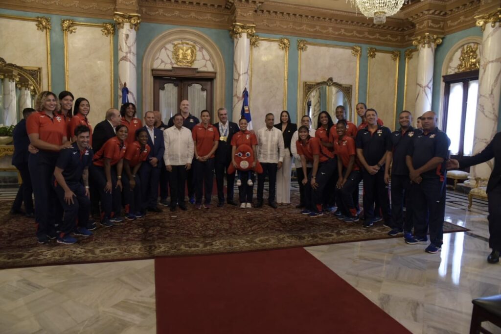 Presidente Abinader ordena Centro de Alto Rendimiento para voleibol y un politécnico