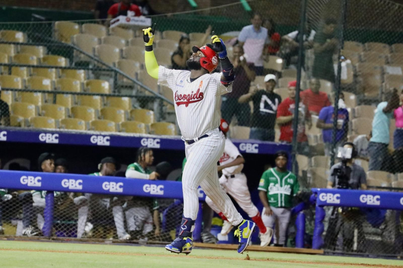 Franmil Reyes da gracias a Dios por el buen momento que vive con el Escogido, ´´Me sentía perdido en mi carrera´´