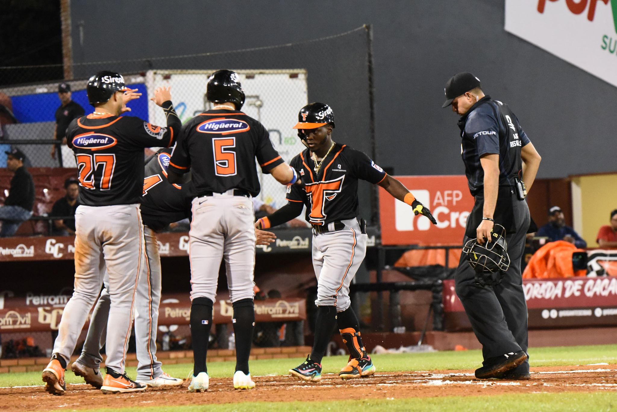 Juegos LIDOM 7 diciembre: Mendy debuta en doble juego en SFM
