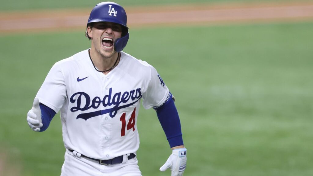 Dodgers acuerda con Enrique Hernández por un año (según fuente)
