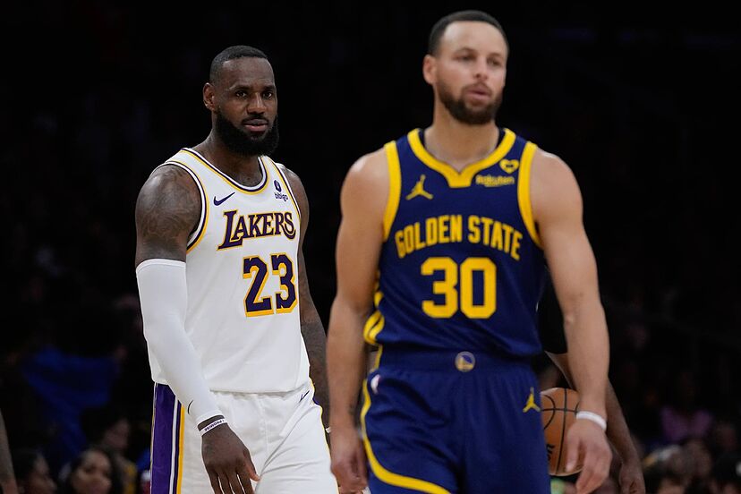Lakers y Warriors están atrapados en el play-in tras victoria de los Suns