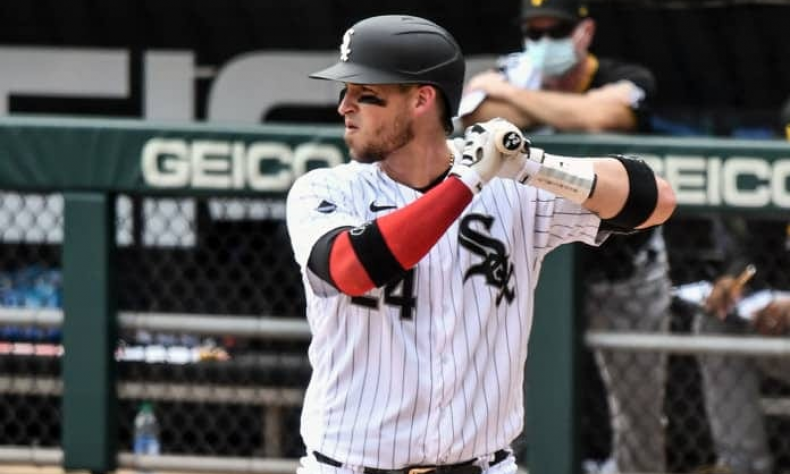 Grandal vuelve y empuja 8; Medias Blancas se imponen