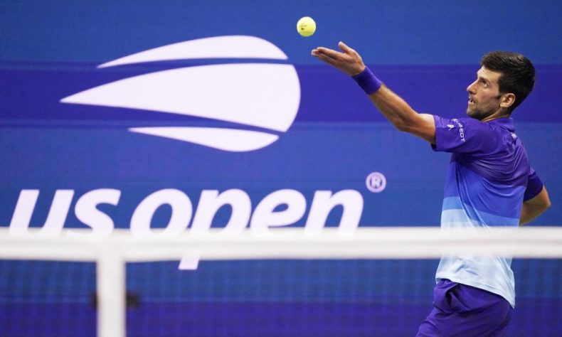 Novak Djokovic avanza a cuartos de final
