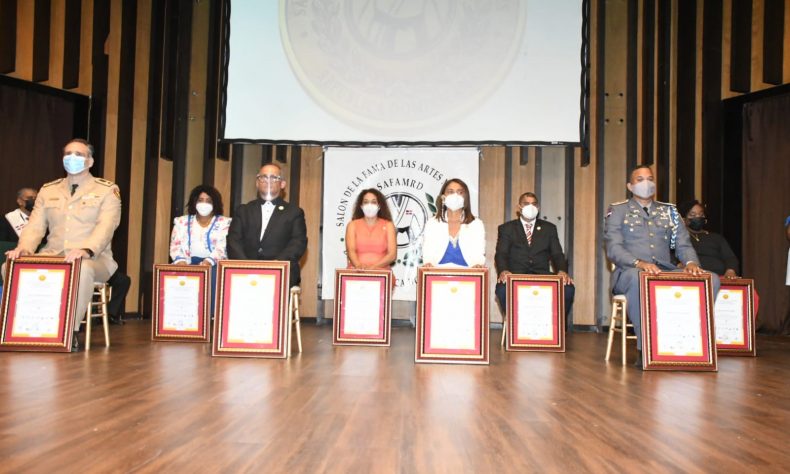 Exaltan ocho deportistas Salón de la Fama de las Artes Marciales
