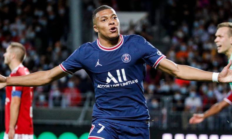 El PSG propuso a Mbappé subirle el sueldo a 25 millones al año