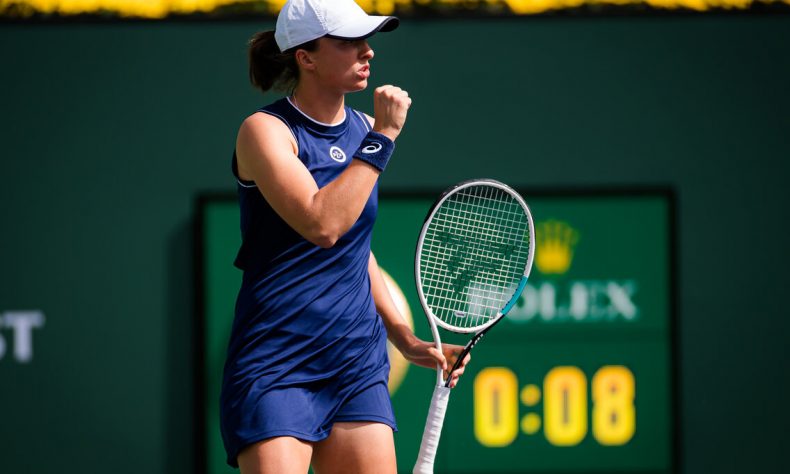 Iga Swiatek gana fácil en Indian Wells