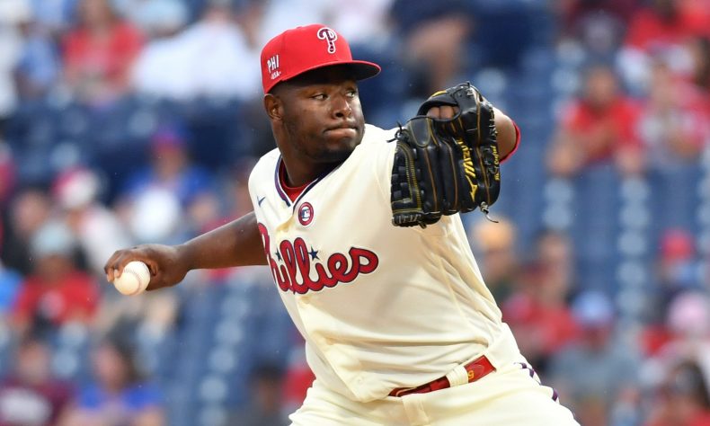 Astros confirma refuerzo bullpen con Héctor Neris